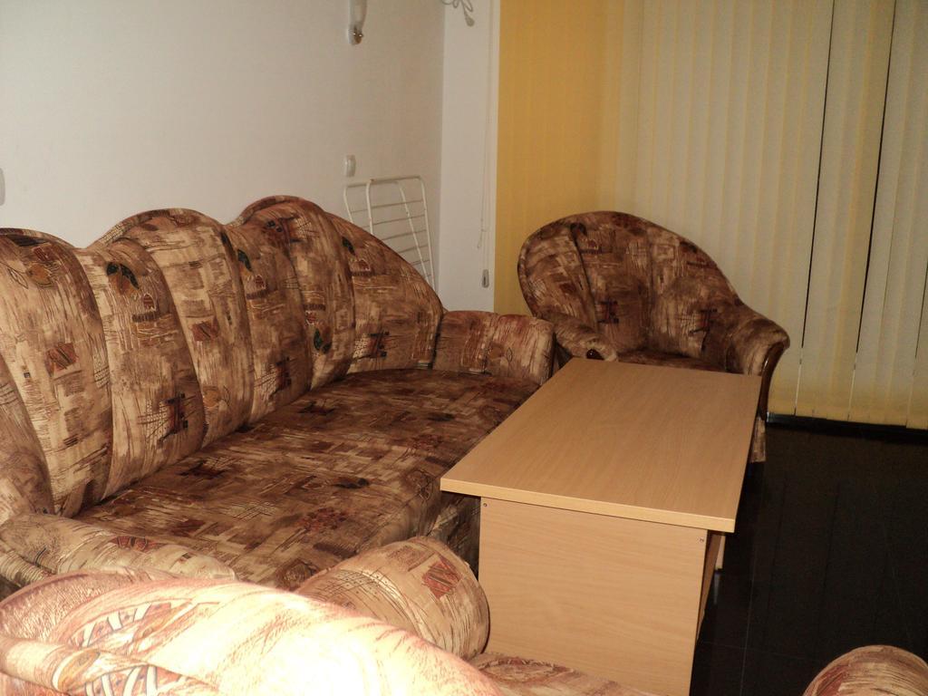 Meni Apartments And Guest Rooms Созополь Екстер'єр фото