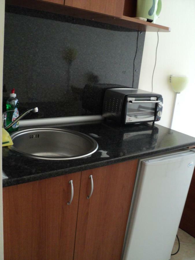 Meni Apartments And Guest Rooms Созополь Екстер'єр фото