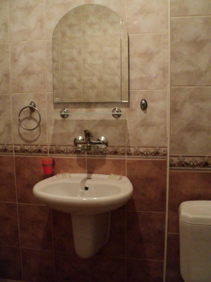 Meni Apartments And Guest Rooms Созополь Екстер'єр фото